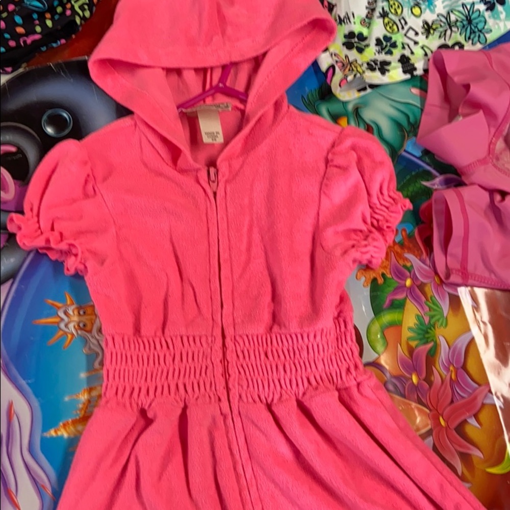 Girls sz 5/6. Terry cloth Bathing suit cover up